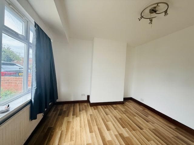 Hampshire Avenue, Slough, Berkshire, SL1 3AG