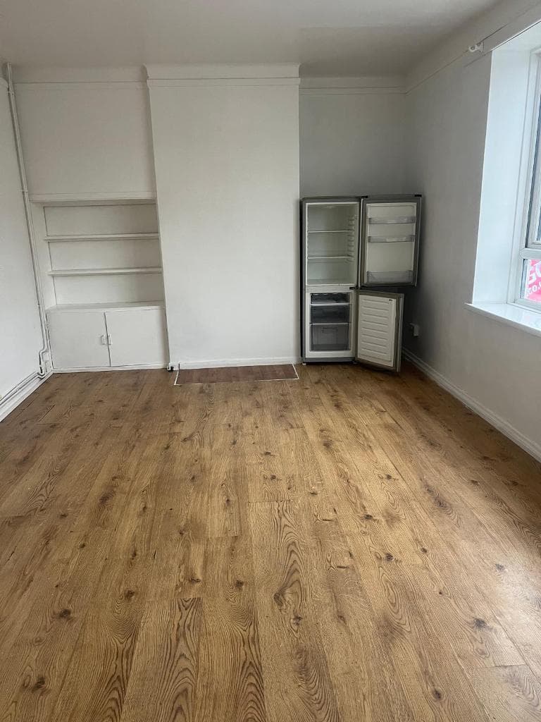 Clare Road, Stanwell, Middlesex, TW19 7QP