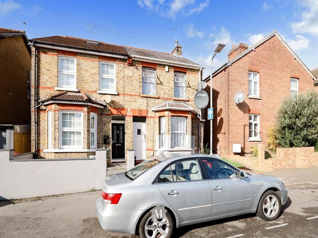 The Crescent, Slough, Buckinghamshire, SL1 2LJ