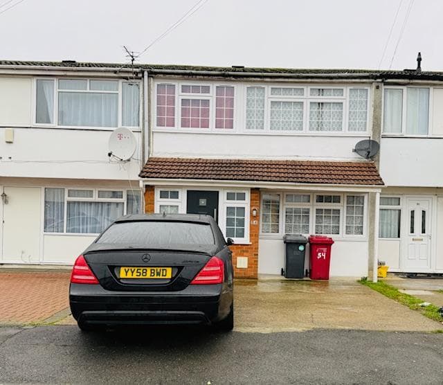 Tintern Close, Slough, SL1 2TB