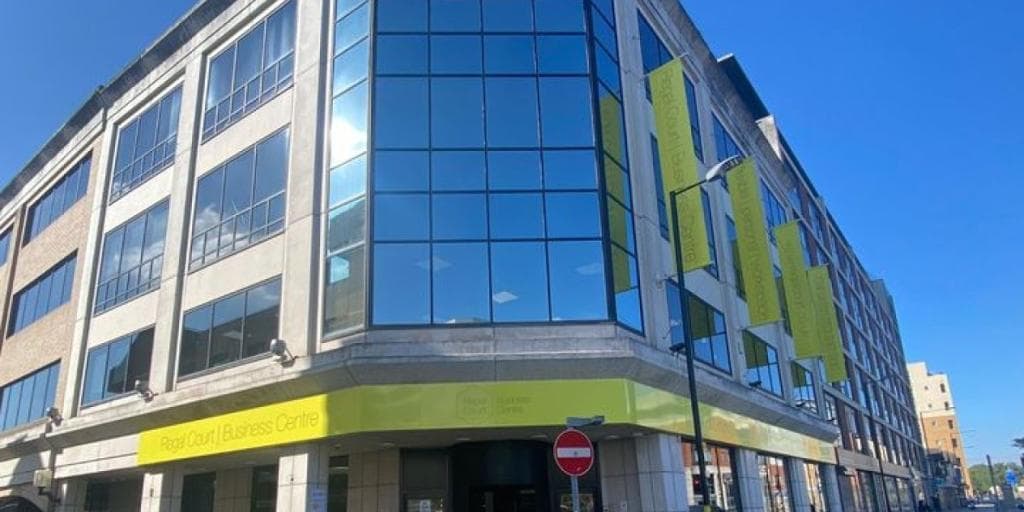 42-44 High Street, Slough, Berks, SL1 1EL