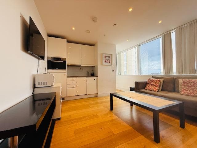 High Street, Slough, SL1 1GF