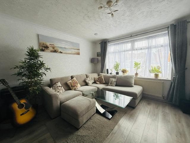 Bromycroft Road, Slough, SL2 2BG