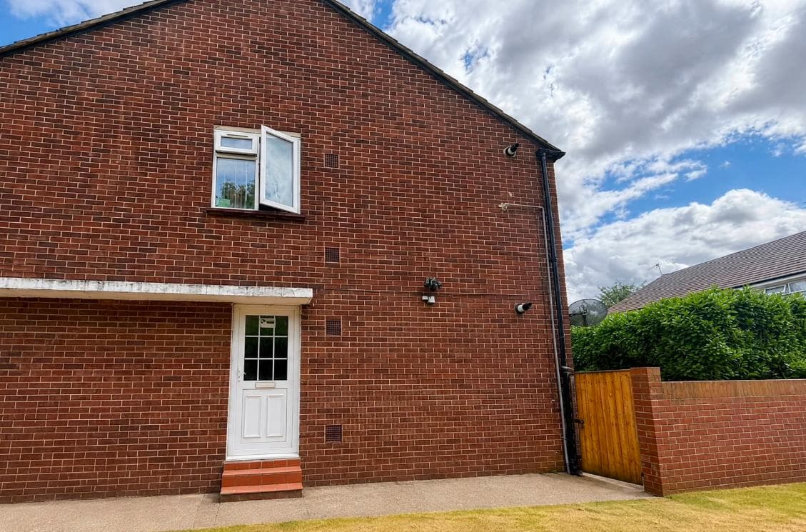Farnham Road, slough, Berkshire, SL1 4XA
