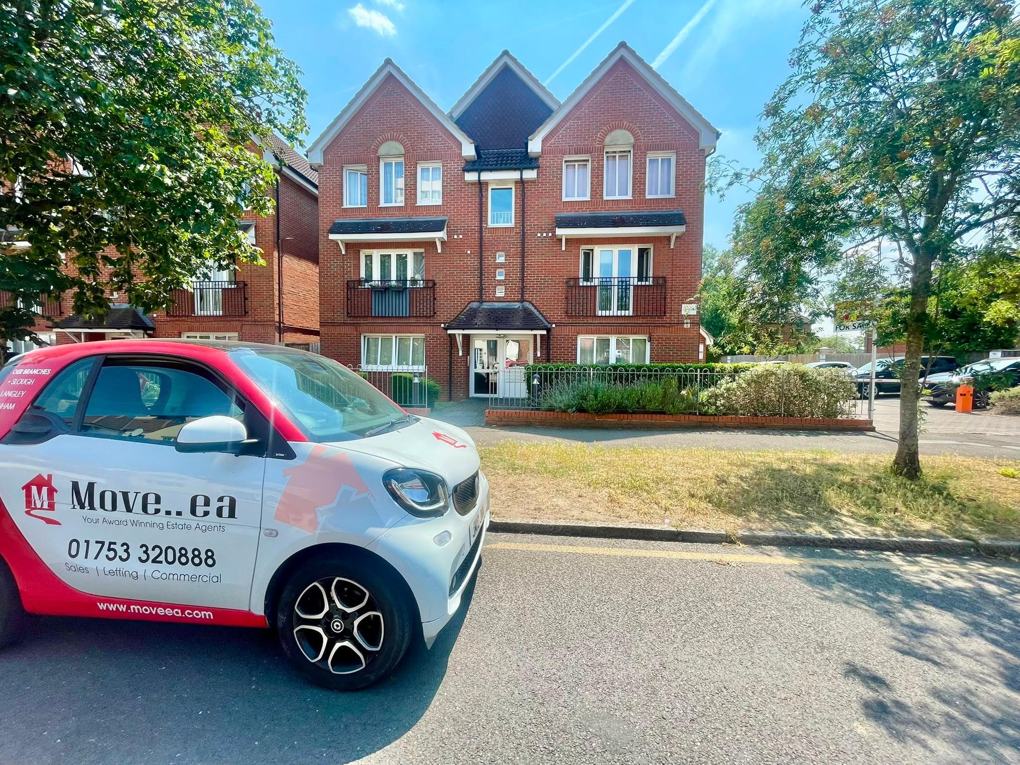 merton road, slough, SL1 1QA