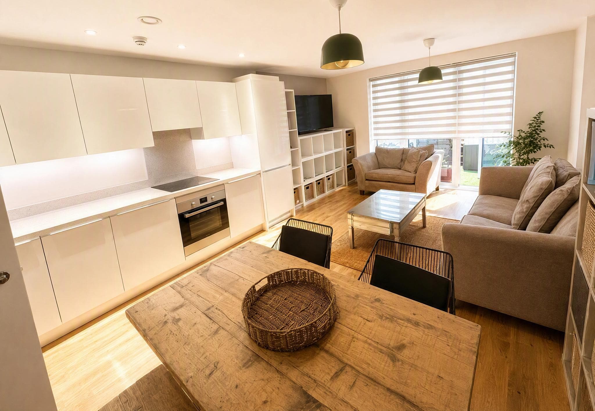 crossways, slough, berkshire, SL1 2NW